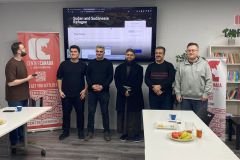 1_Al-salam-cami-imami-yahya-momla-sudana-yardim-konusunda-bilgilendirme-yapti